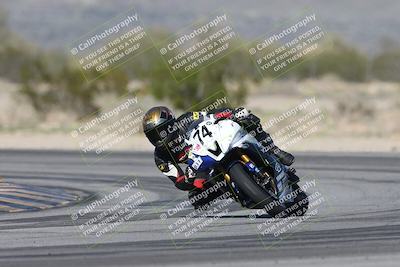 media/Jan-15-2026-Racers Edge (Thu) [[dfebeb70ab]]/3-B Group/Session 4 (Turn 5)/